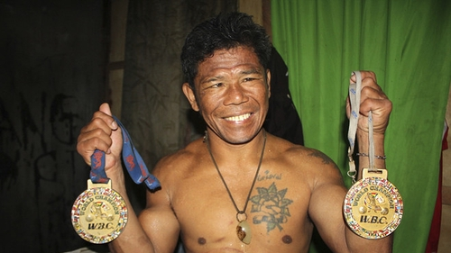 FILIPINO BOXERS